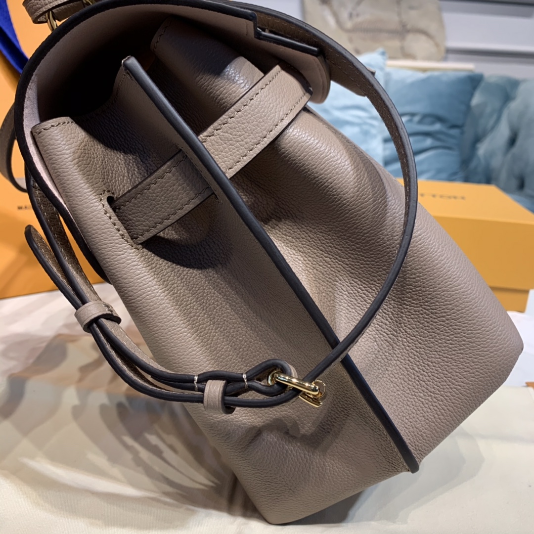 Louis Vuitton LOCKME EVER MM Shoudler Bag M56094 Greige Gray/Beige